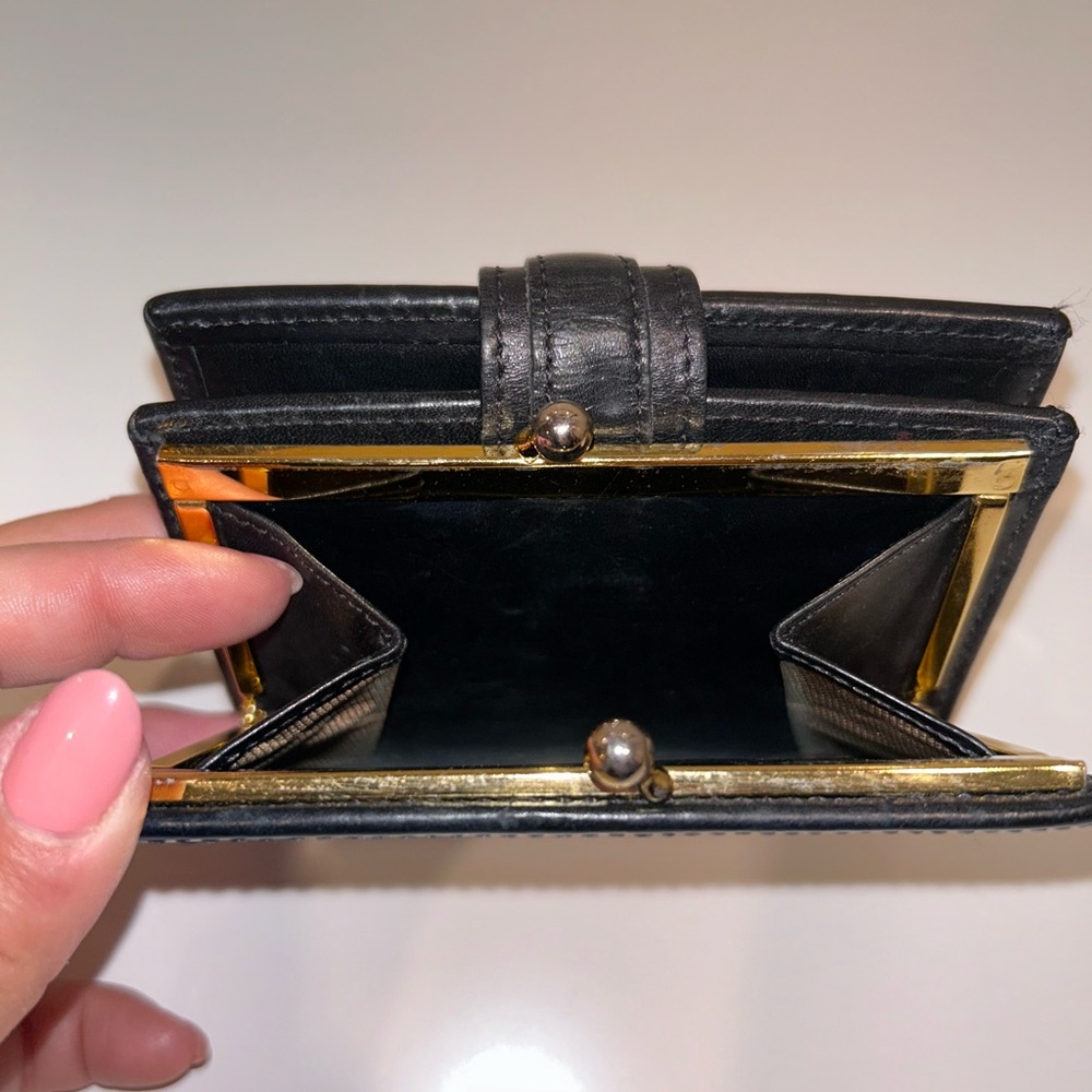 Vintage Coach Wallet black leather bifold kiss lock coin handwoven gold hardware - Picture 2 of 10